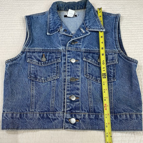 Kenar Womens Denim Jean Vest Size M Cowgirl Medium Wash Blue Country Button Up - Picture 7 of 10